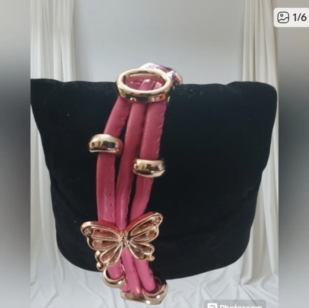 Pink Faux Leather Gold Tone Butterfly Y2K Bracelet - Picture 8 of 8
